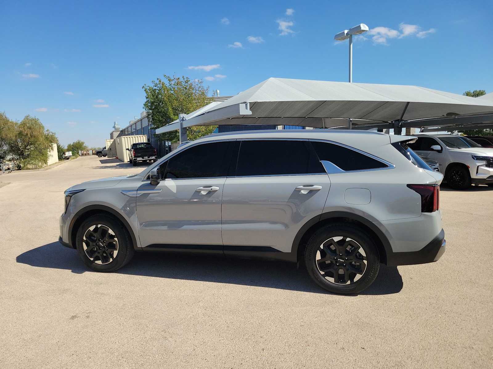 Thumbnail: 2025 Kia Sorento - 3