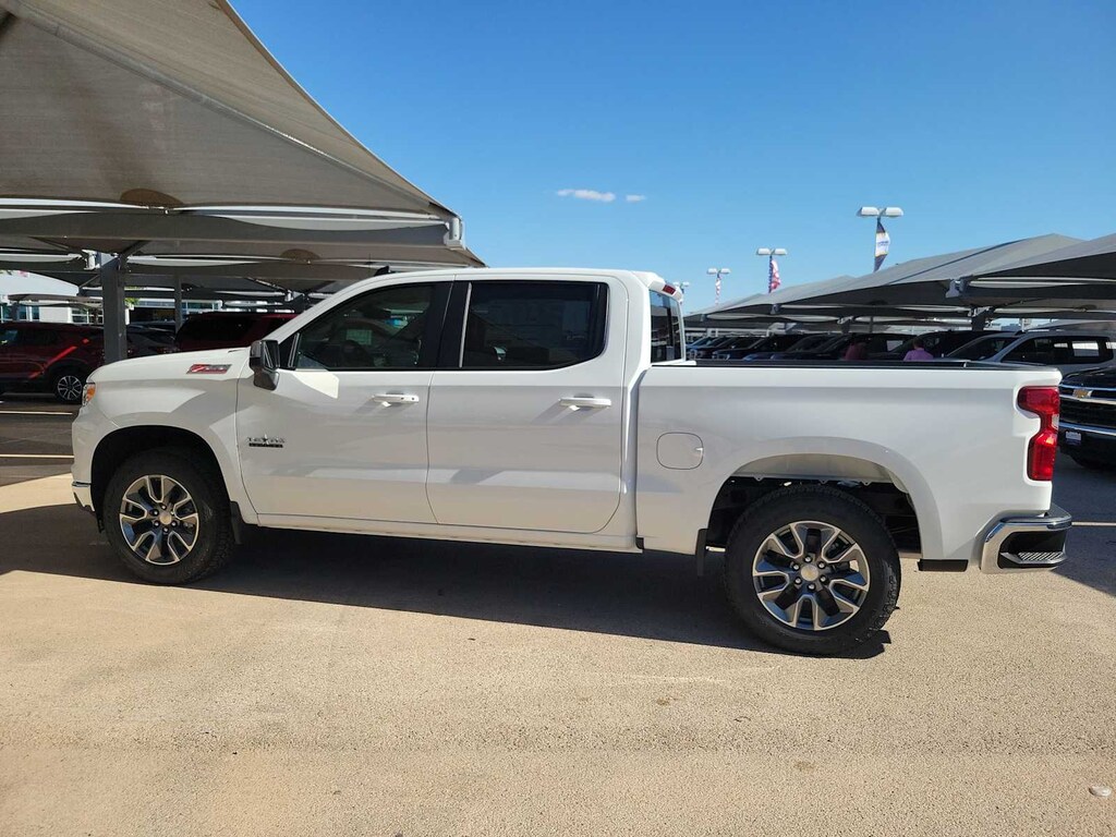 New 2026 Chevrolet Silverado 1500 LT w/1LT Truck Crew Cab
