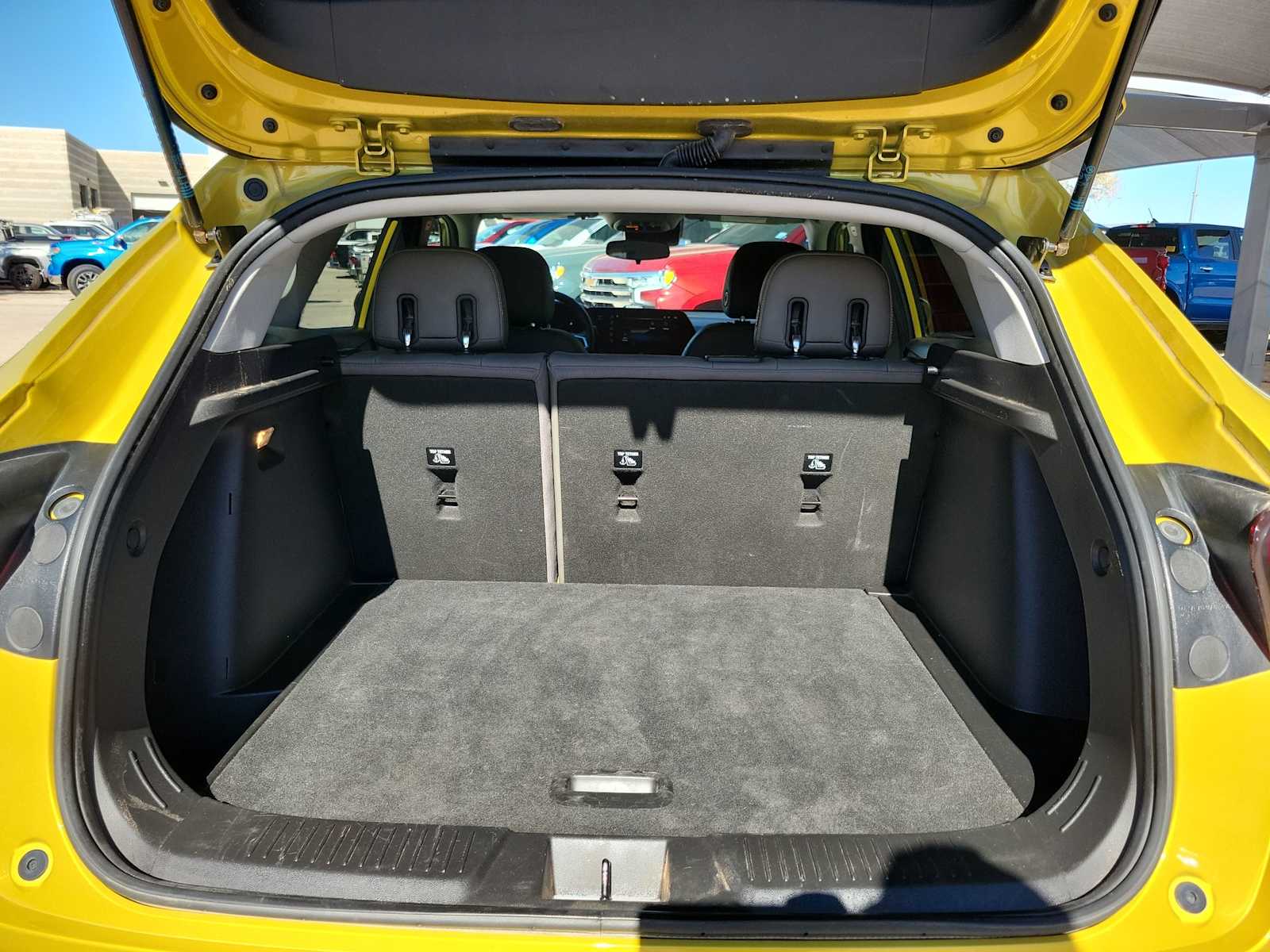 Thumbnail: 2024 Chevrolet Trax - 19