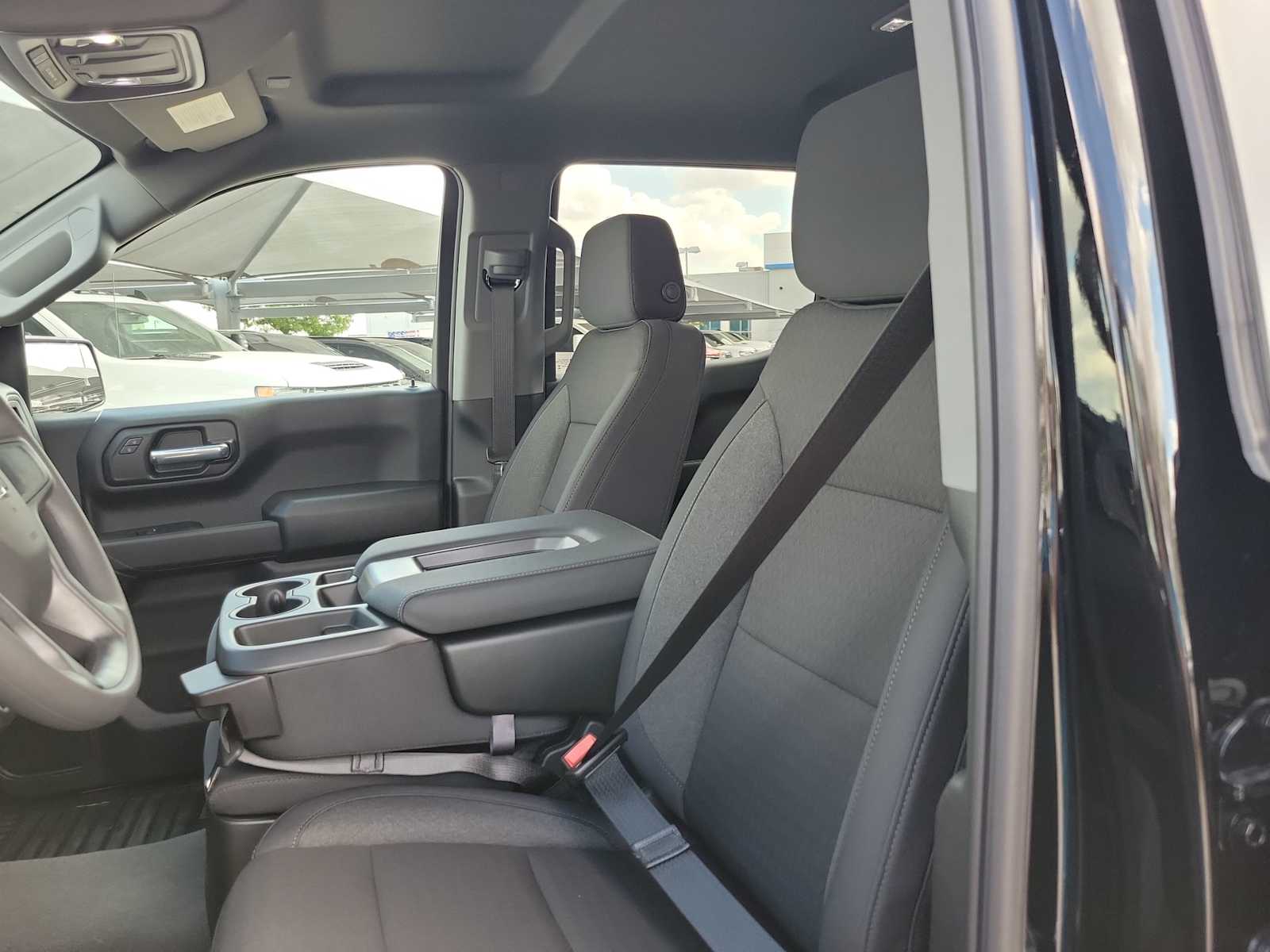 Thumbnail: 2026 Chevrolet Silverado 1500 - 11