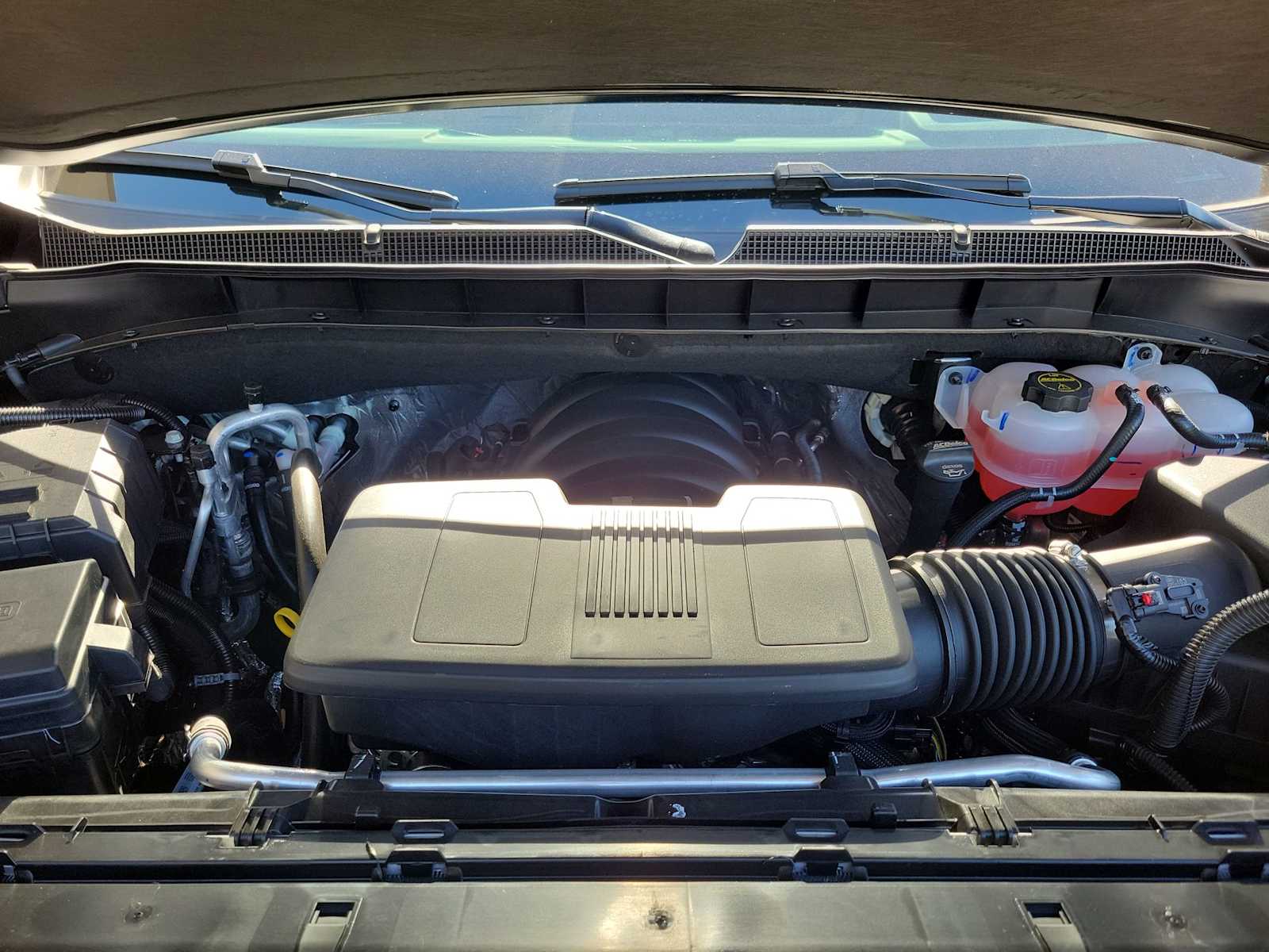 Thumbnail: 2026 Chevrolet Tahoe - 9