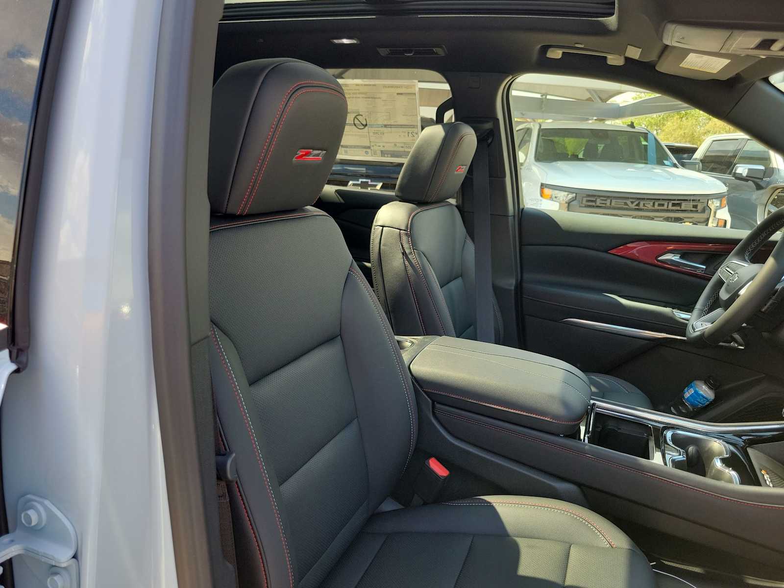 Thumbnail: 2026 Chevrolet Traverse - 14