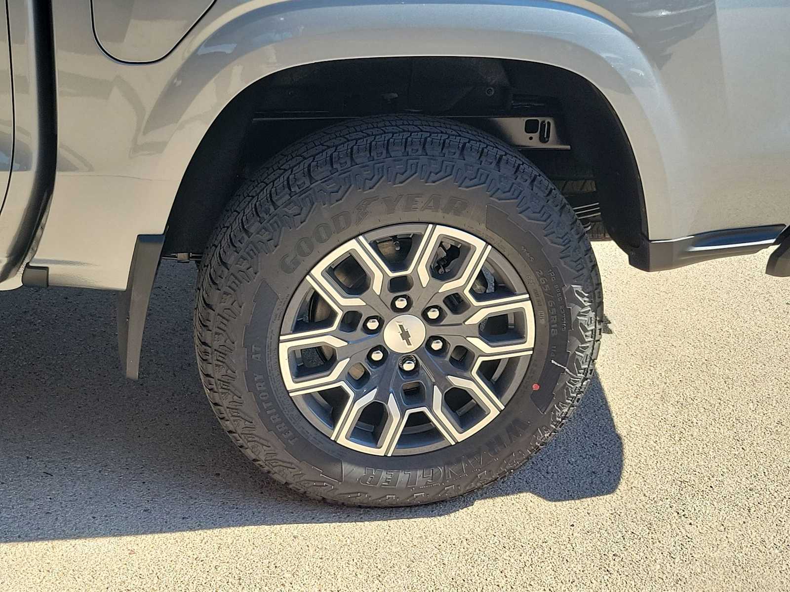 Thumbnail: 2026 Chevrolet Colorado - 8