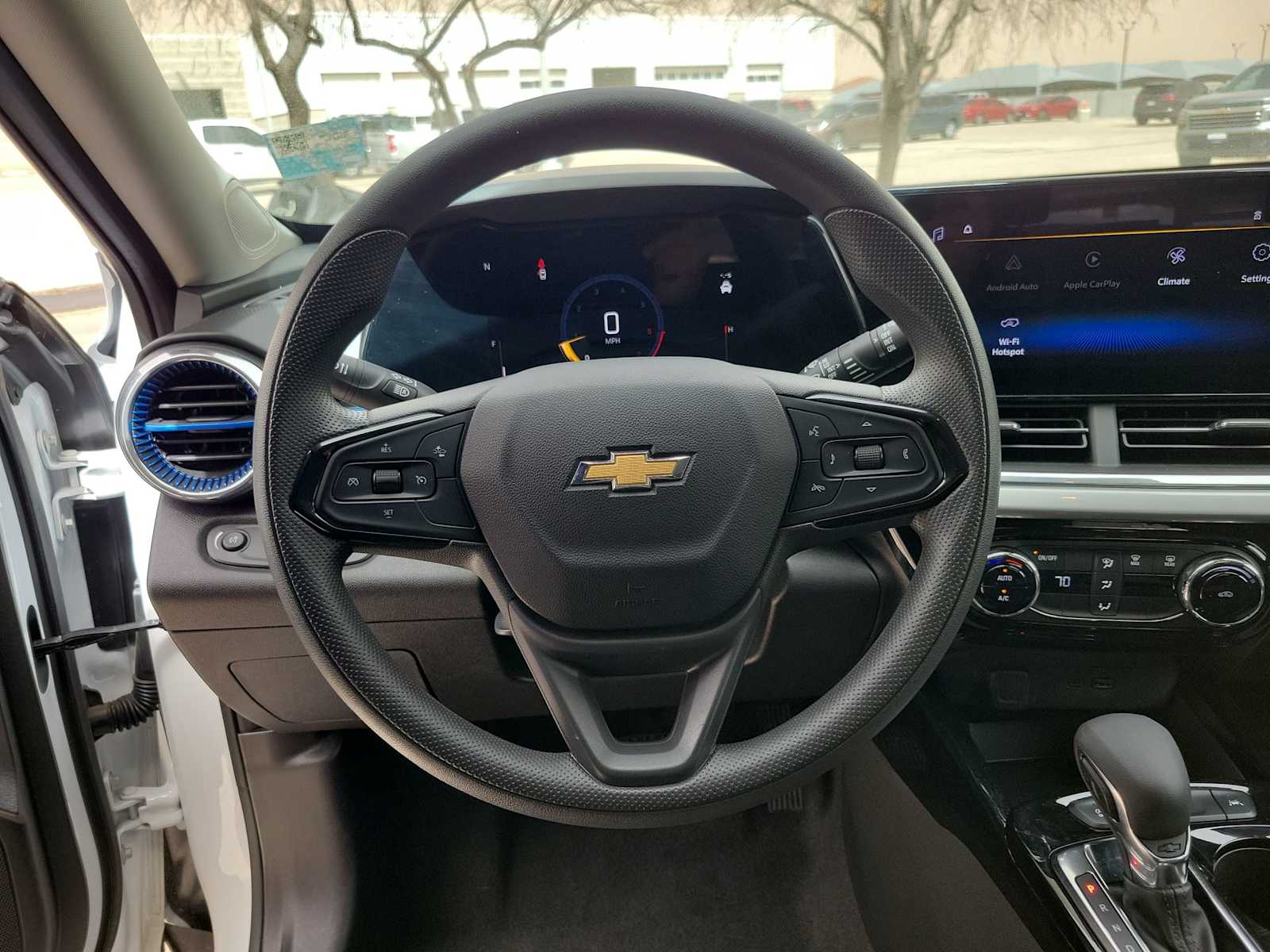 Thumbnail: 2025 Chevrolet Trax - 11