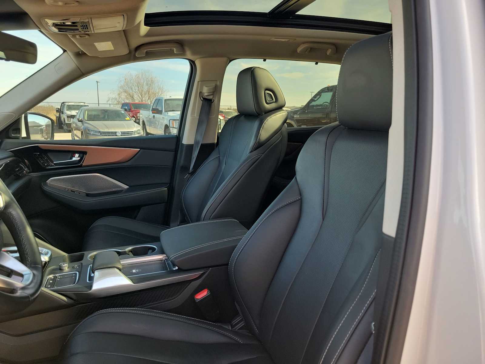 Thumbnail: 2022 Acura MDX - 11