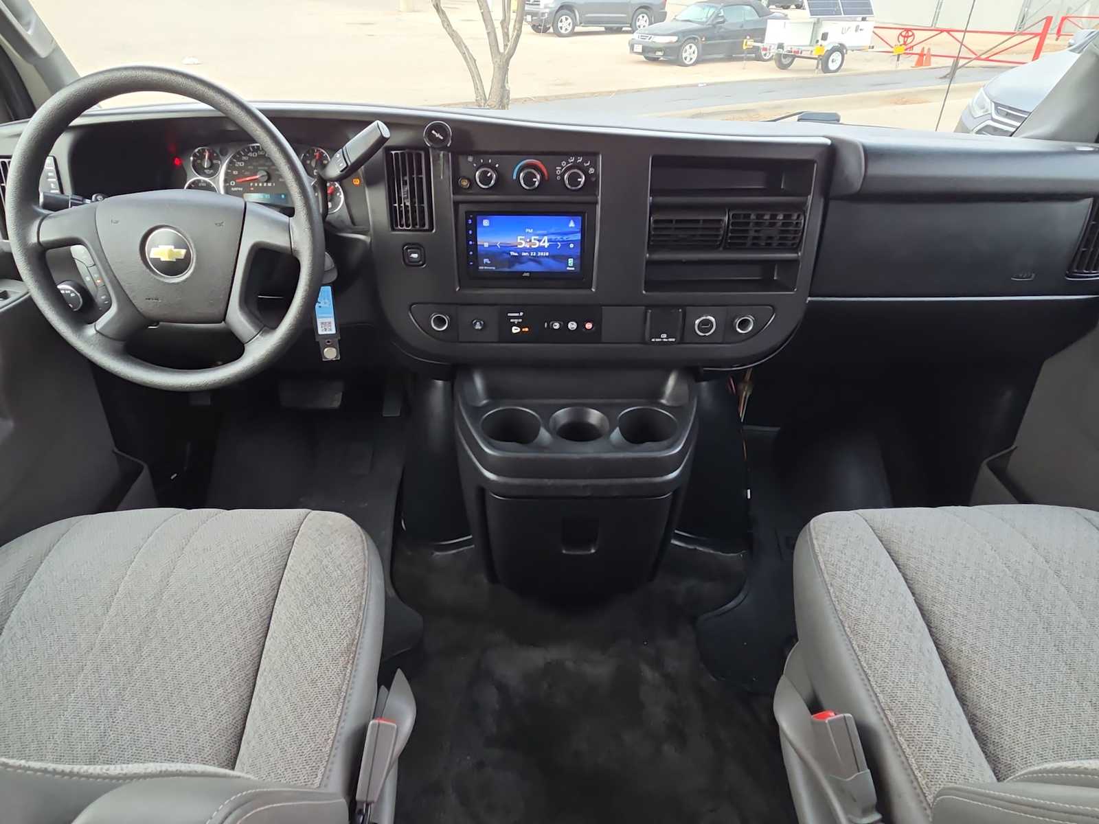 Thumbnail: 2017 Chevrolet Express - 10