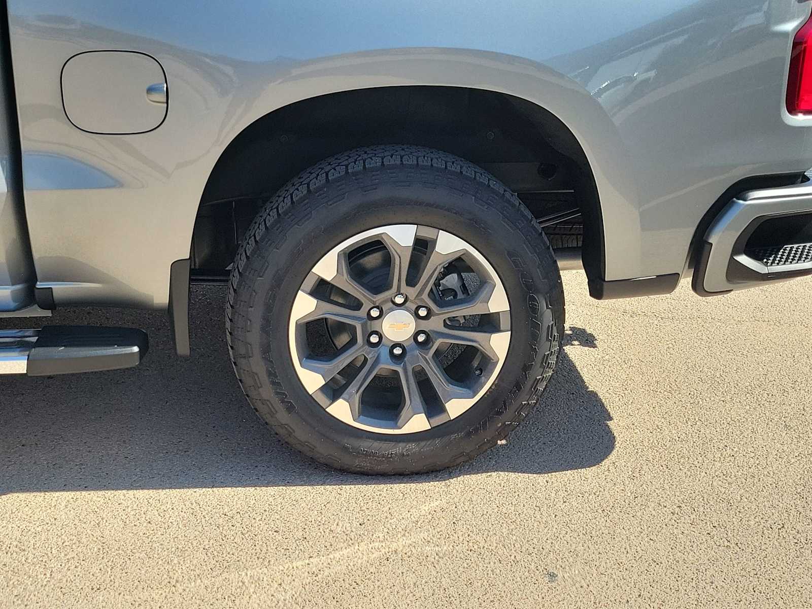 Thumbnail: 2026 Chevrolet Silverado 1500 - 8