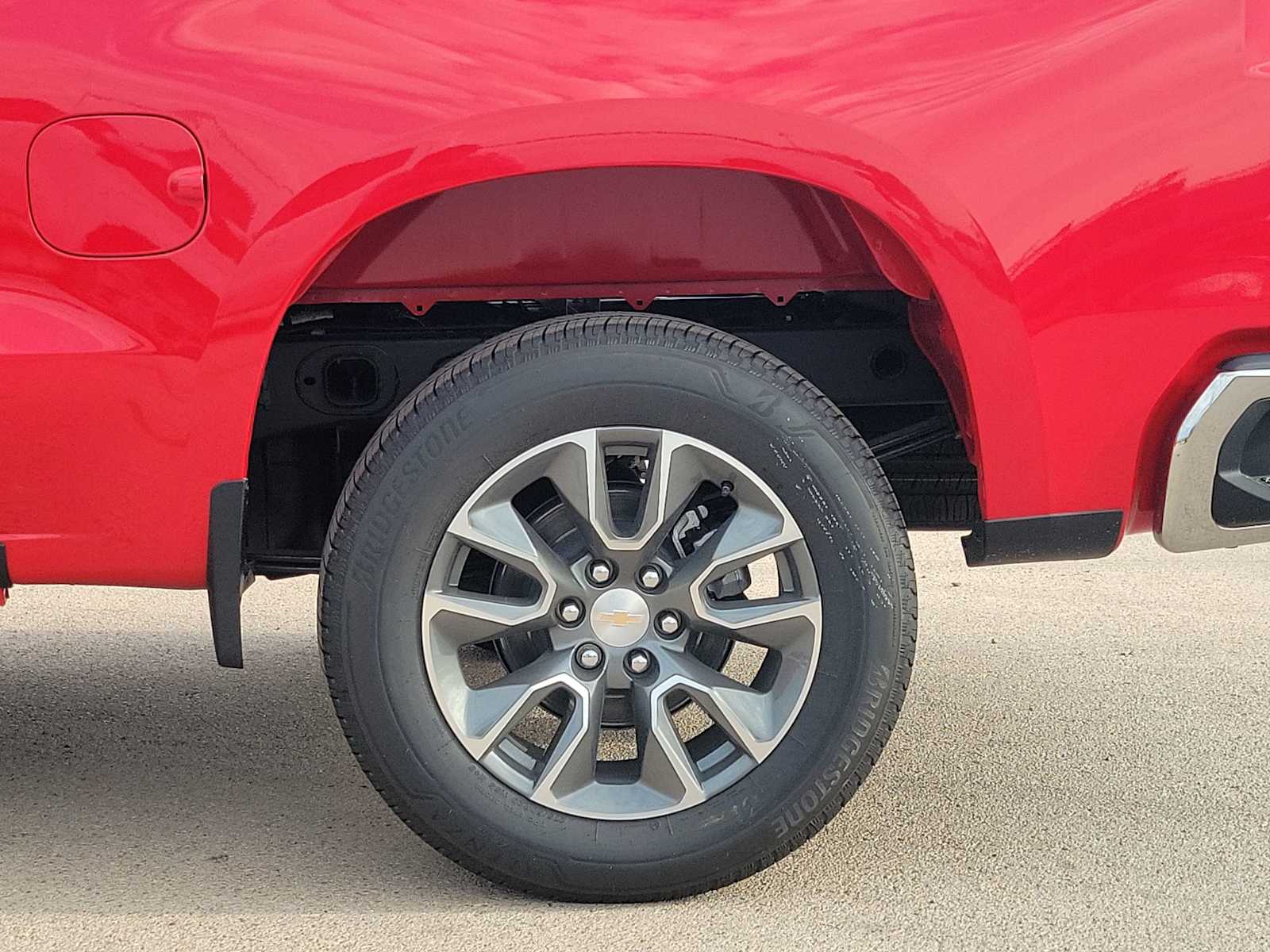 Thumbnail: 2026 Chevrolet Silverado 1500 - 12
