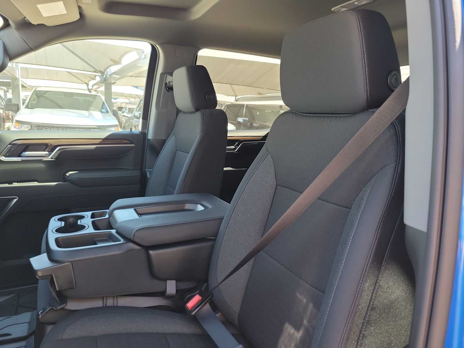 Thumbnail: 2026 Chevrolet Silverado 1500 - 11