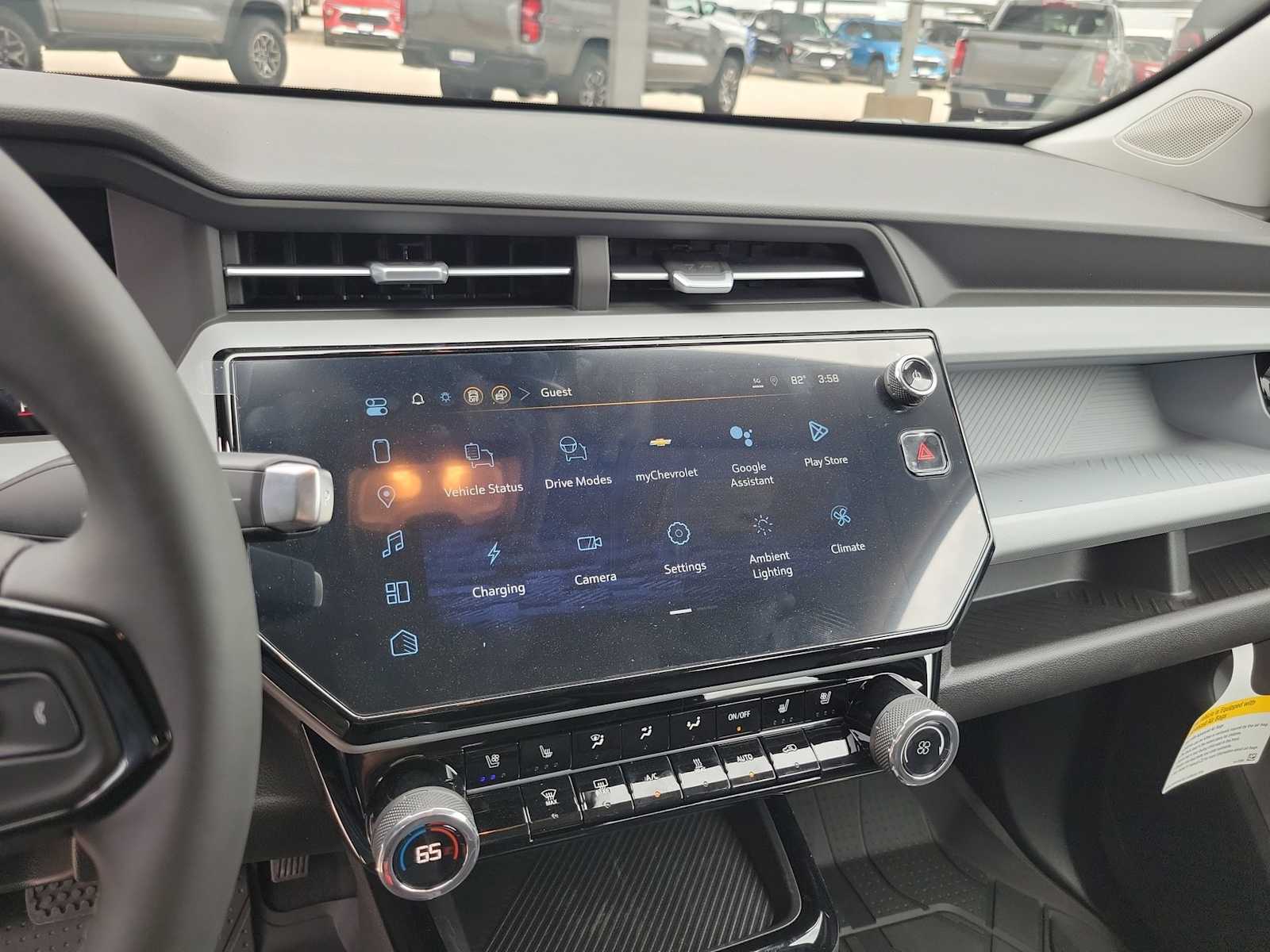 Thumbnail: 2027 Chevrolet Bolt EV - 24