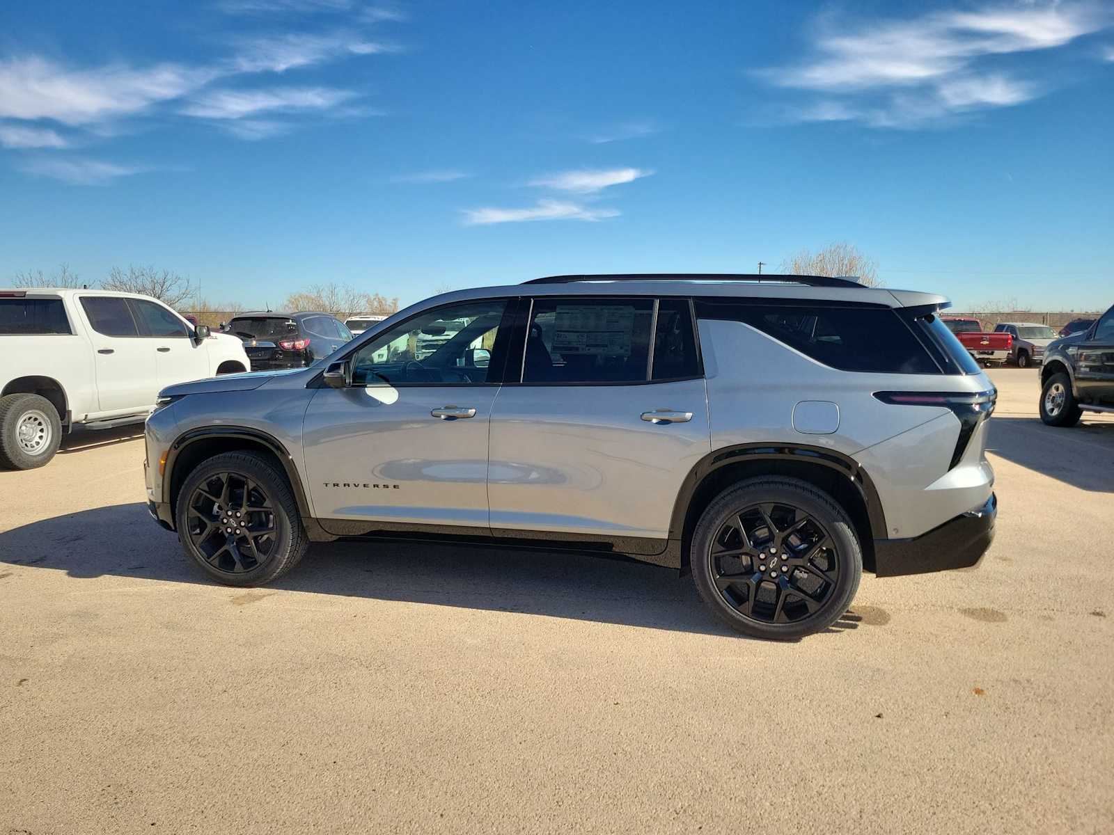 Thumbnail: 2026 Chevrolet Traverse - 3