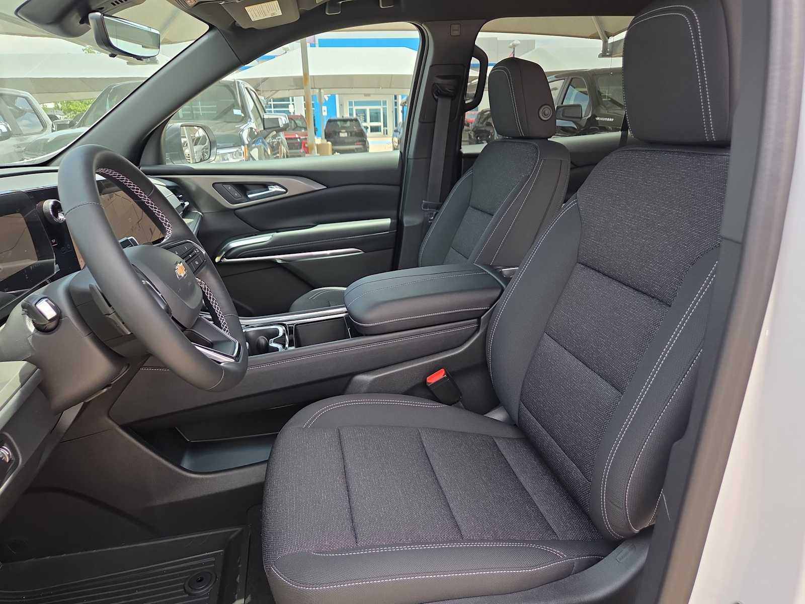 Thumbnail: 2026 Chevrolet Traverse - 15