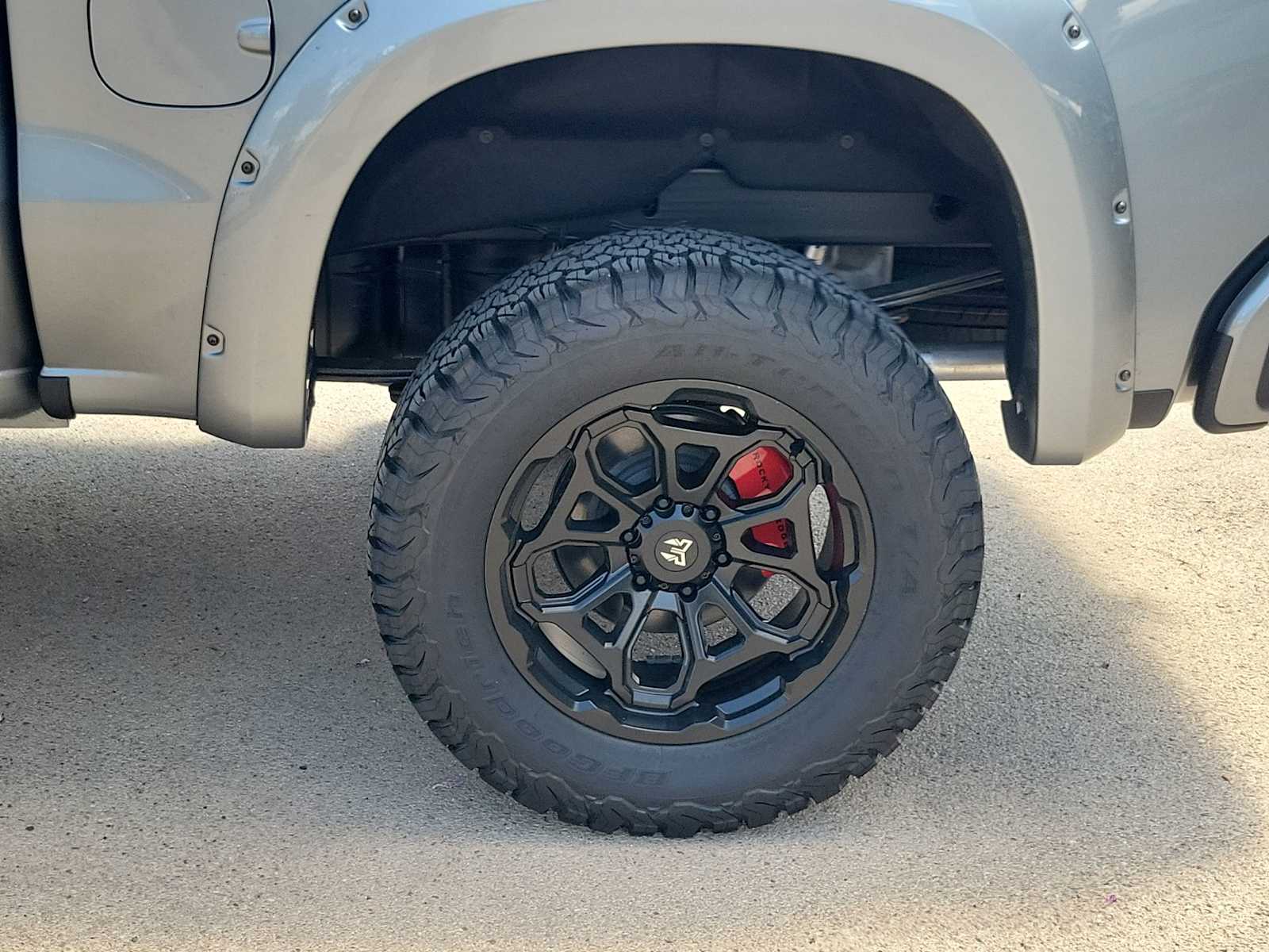 Thumbnail: 2025 Chevrolet Silverado 1500 - 8