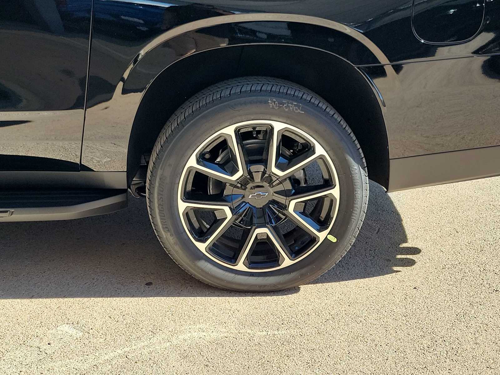 Thumbnail: 2026 Chevrolet Suburban - 8