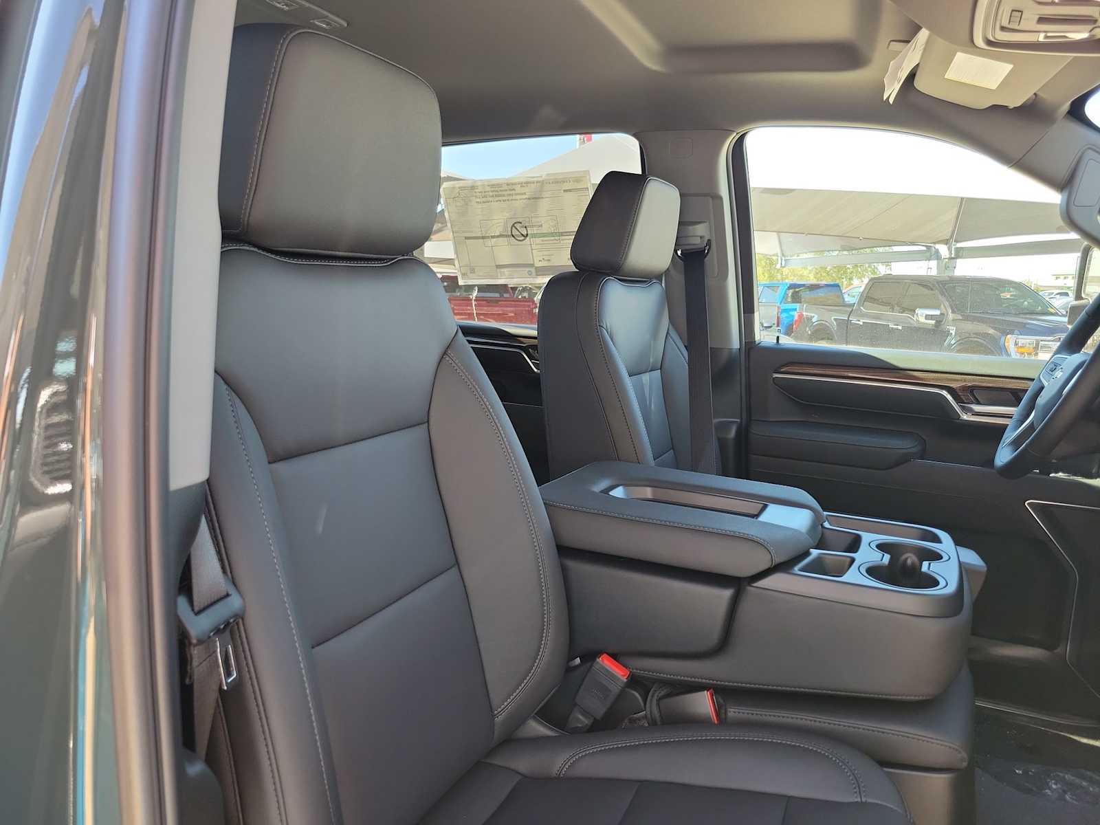 Thumbnail: 2026 Chevrolet Silverado 2500 - 14