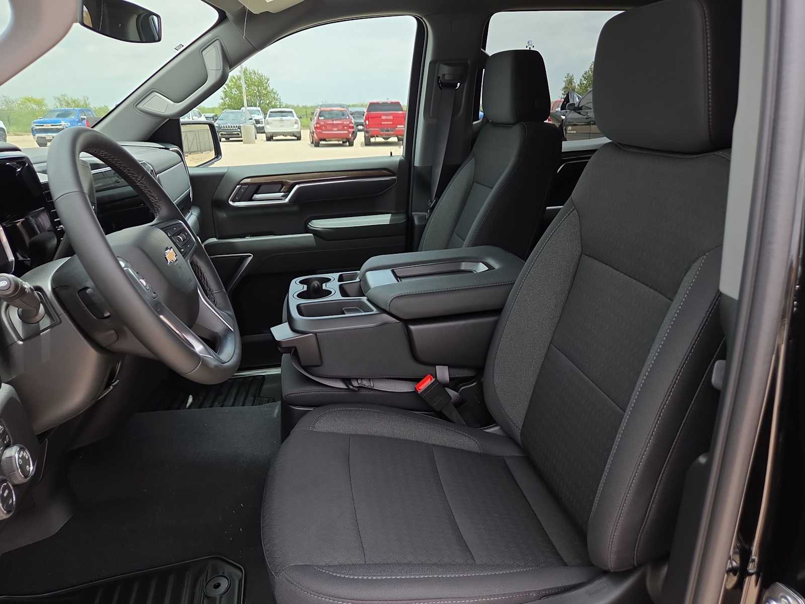 Thumbnail: 2026 Chevrolet Silverado 1500 - 17