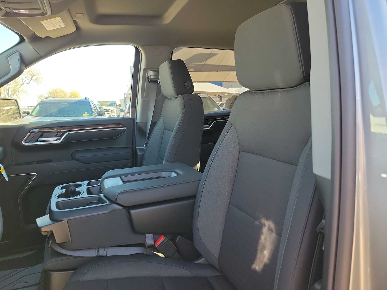 Thumbnail: 2026 Chevrolet Silverado 1500 - 11