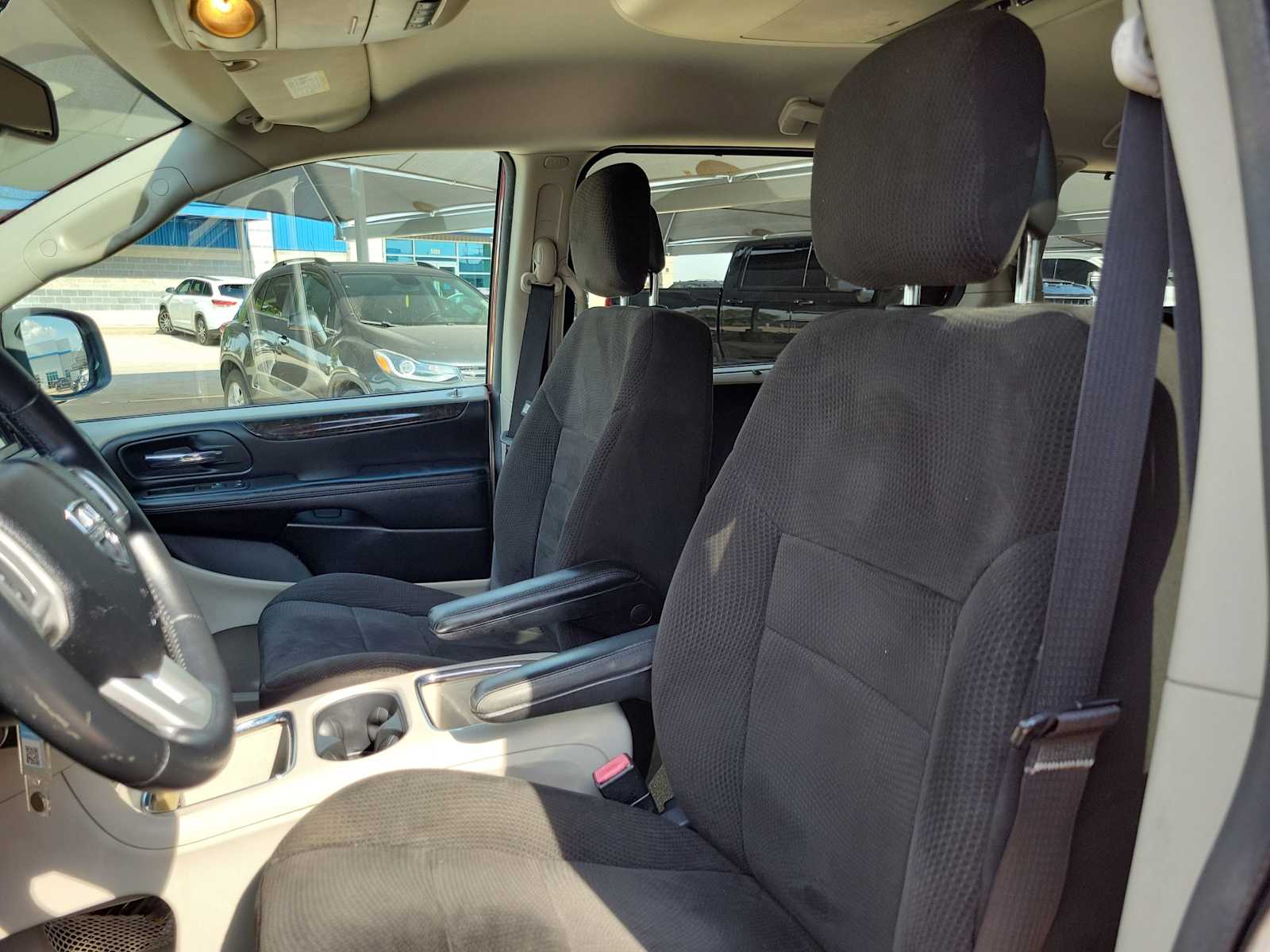 Thumbnail: 2013 Dodge Grand Caravan - 2