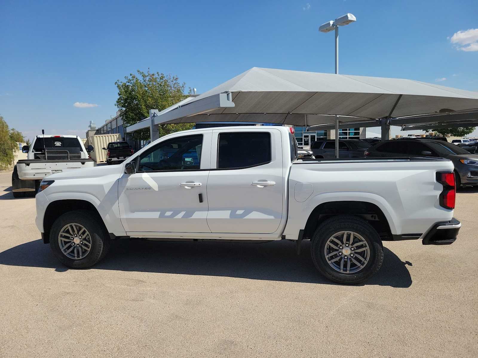 Thumbnail: 2026 Chevrolet Colorado - 3