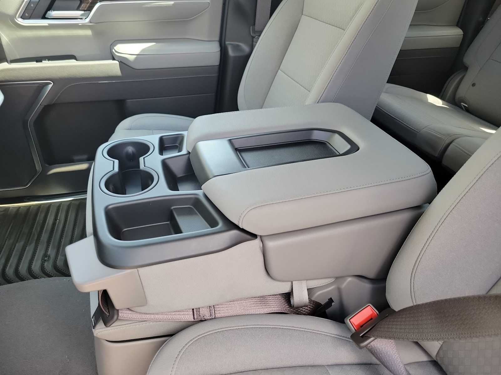 Thumbnail: 2026 Chevrolet Silverado 1500 - 16