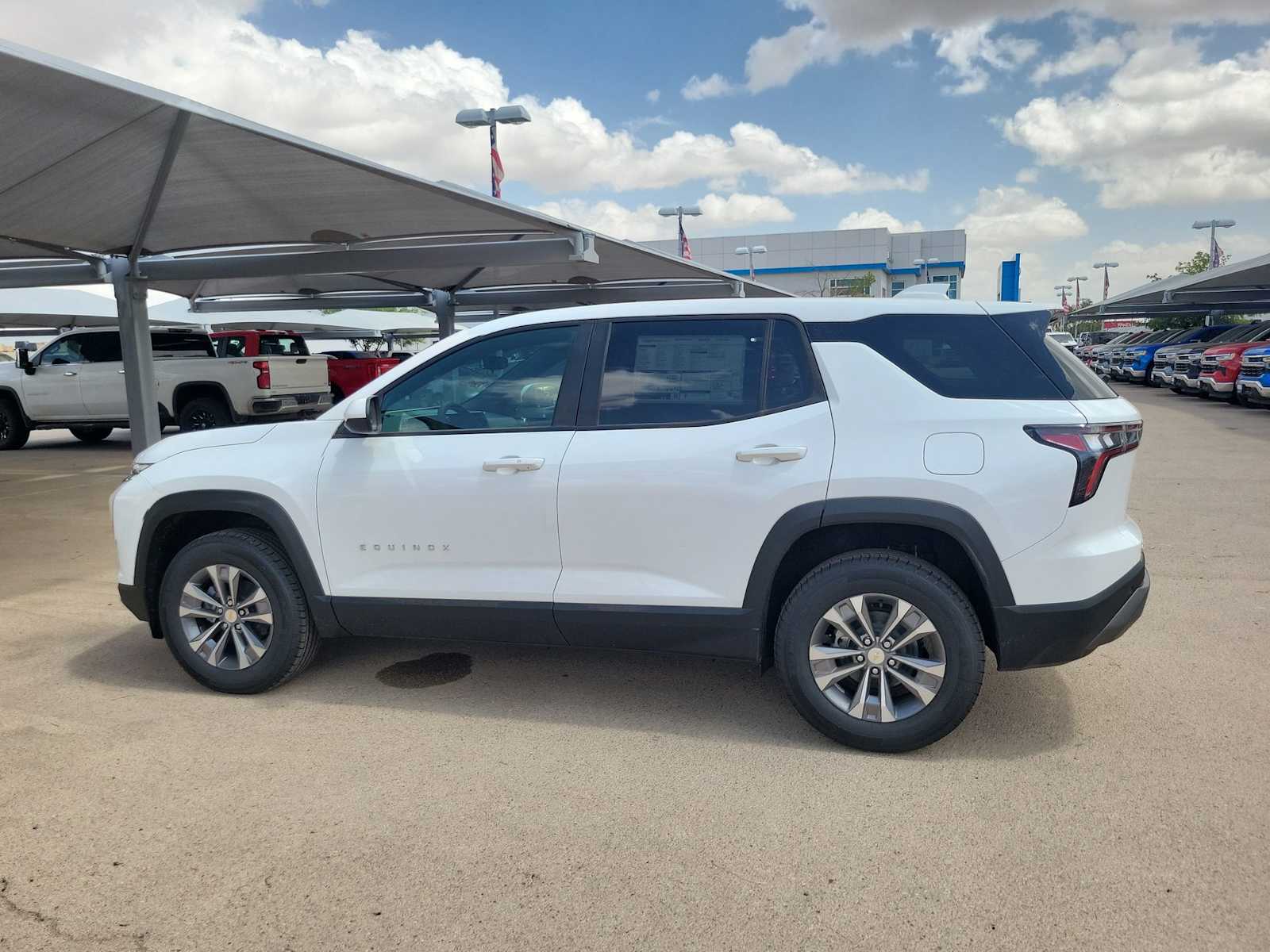 Thumbnail: 2026 Chevrolet Equinox - 3