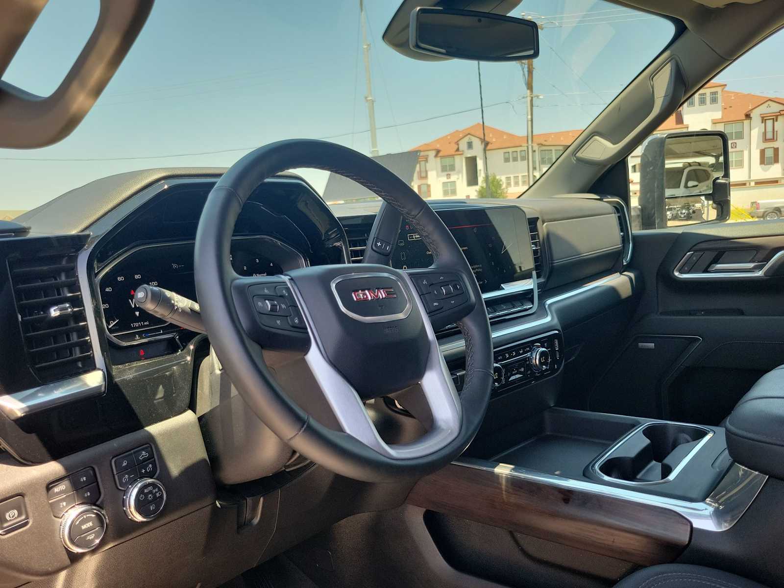 Thumbnail: 2025 GMC Sierra 2500 - 10