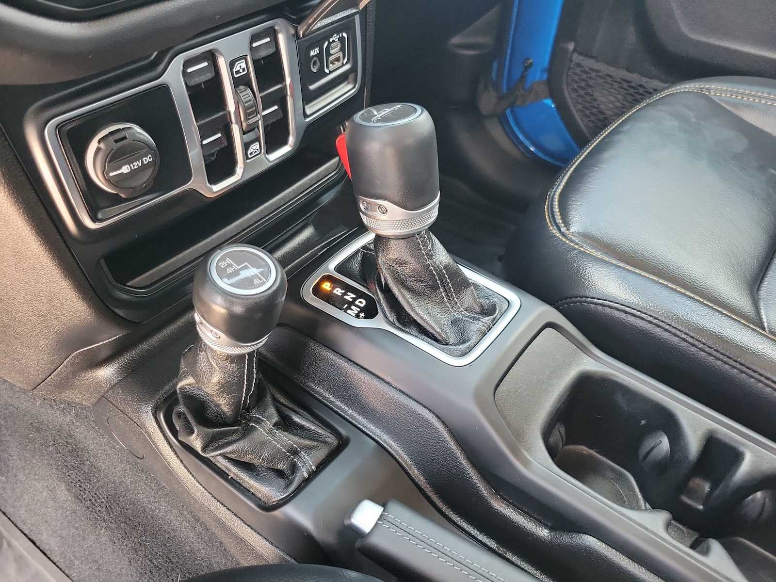 Thumbnail: 2024 Jeep Gladiator - 17