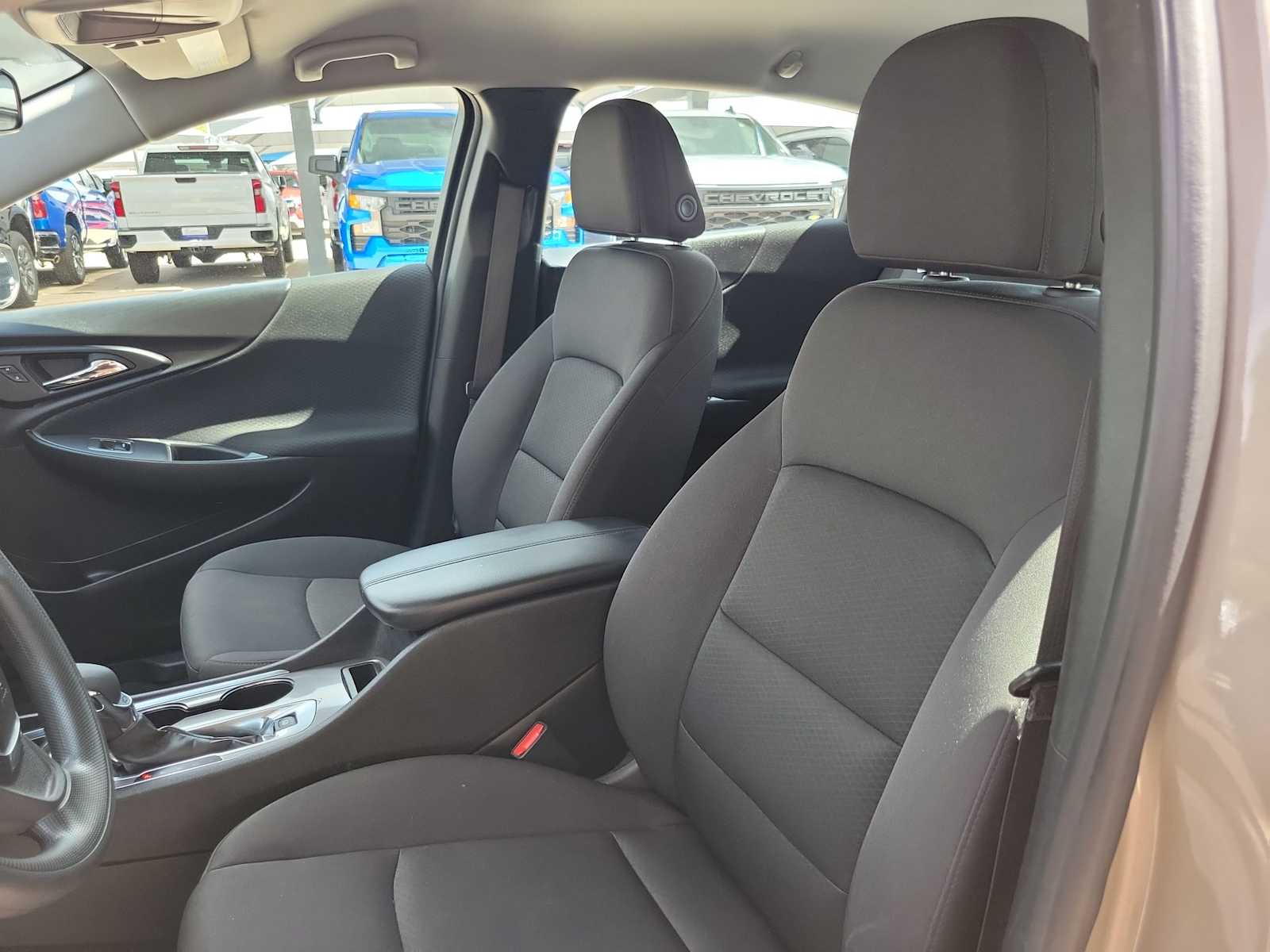 Thumbnail: 2024 Chevrolet Malibu - 11