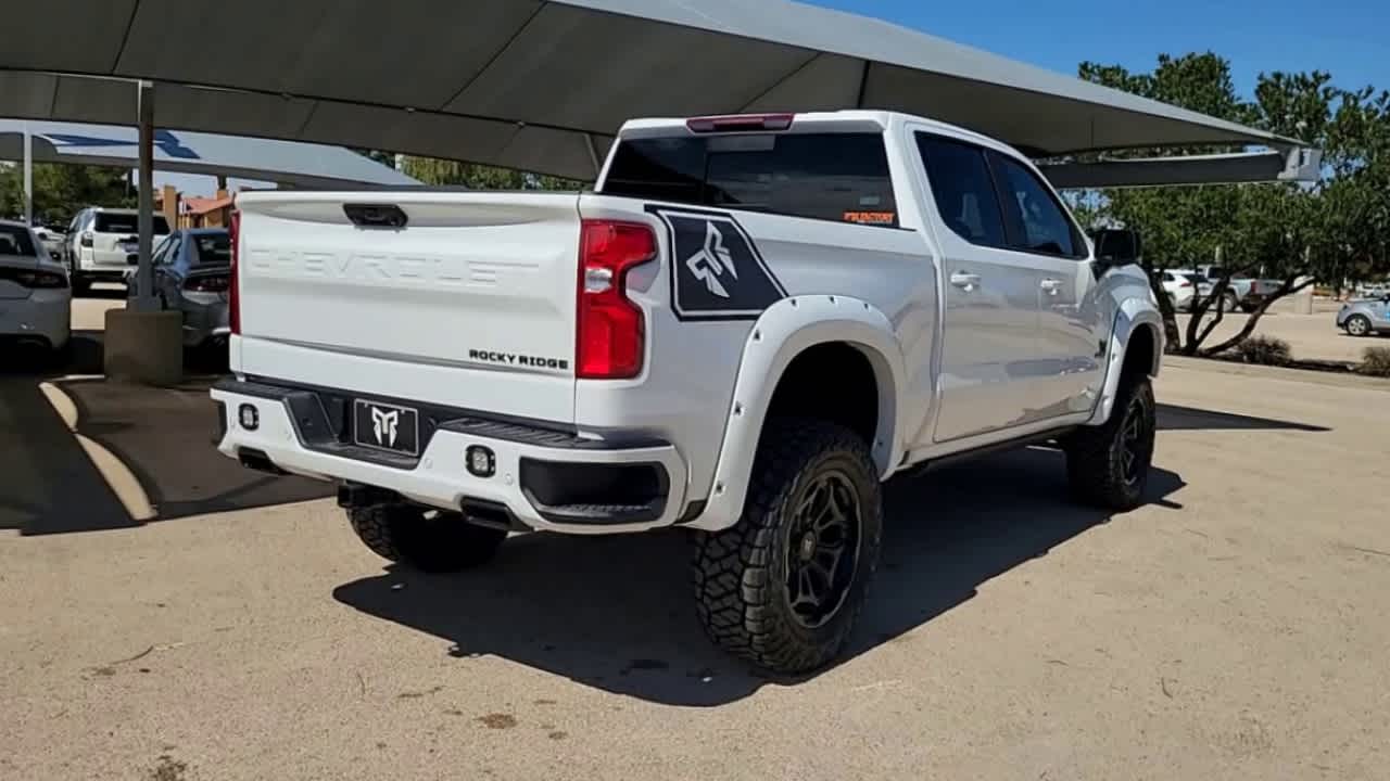 Thumbnail: 2025 Chevrolet Silverado 1500 - 9