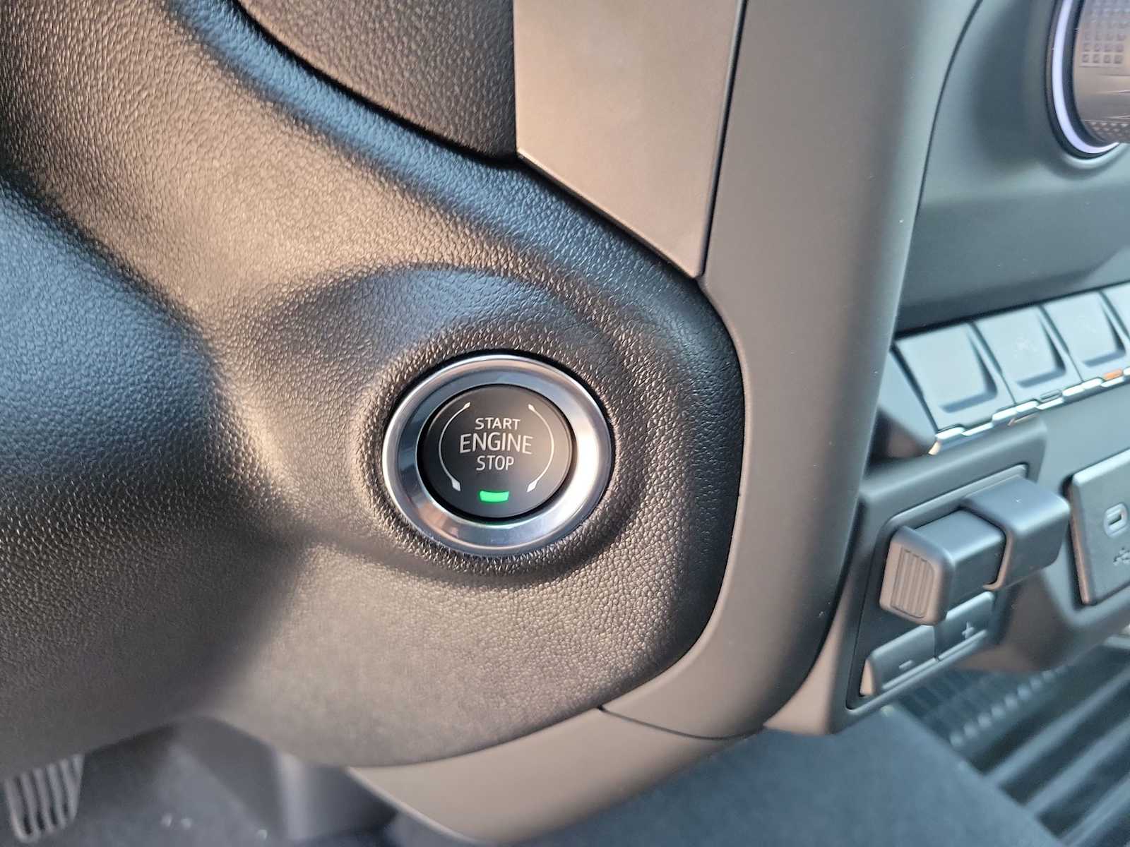 Thumbnail: 2026 Chevrolet Silverado 1500 - 21