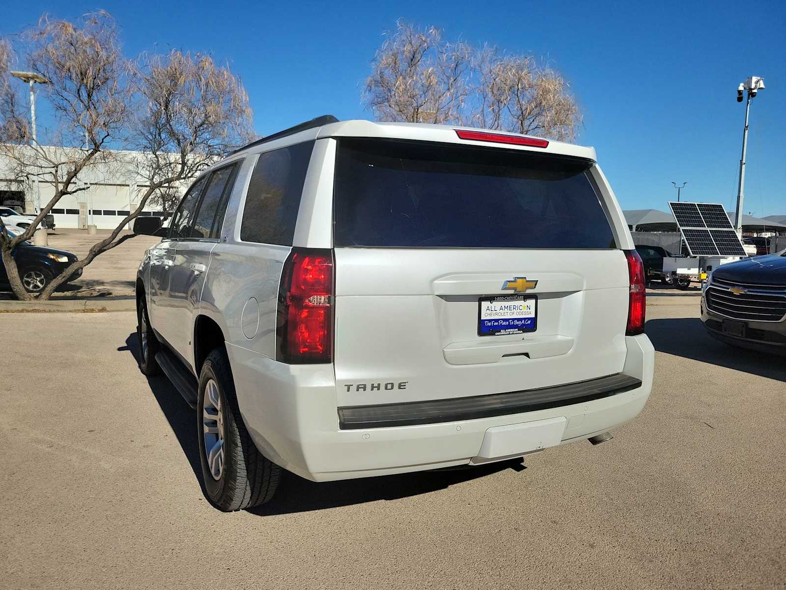 Thumbnail: 2020 Chevrolet Tahoe - 4