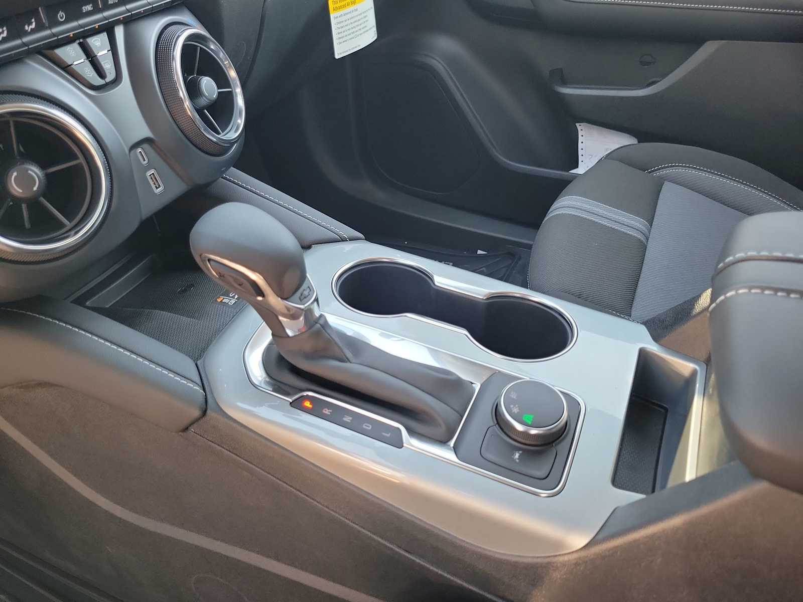 Thumbnail: 2025 Chevrolet Blazer - 17