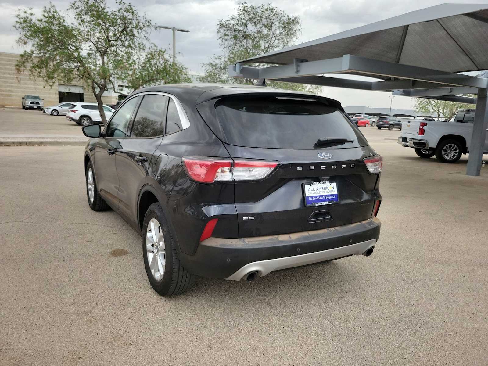 Thumbnail: 2021 Ford Escape - 6