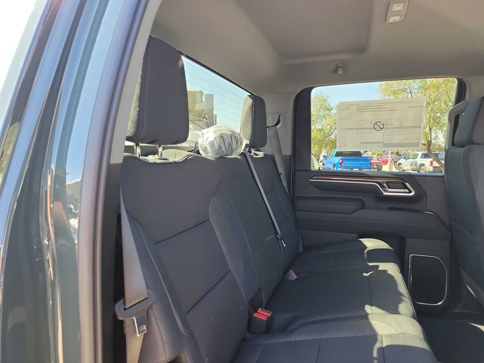 Thumbnail: 2026 Chevrolet Silverado 2500 - 13