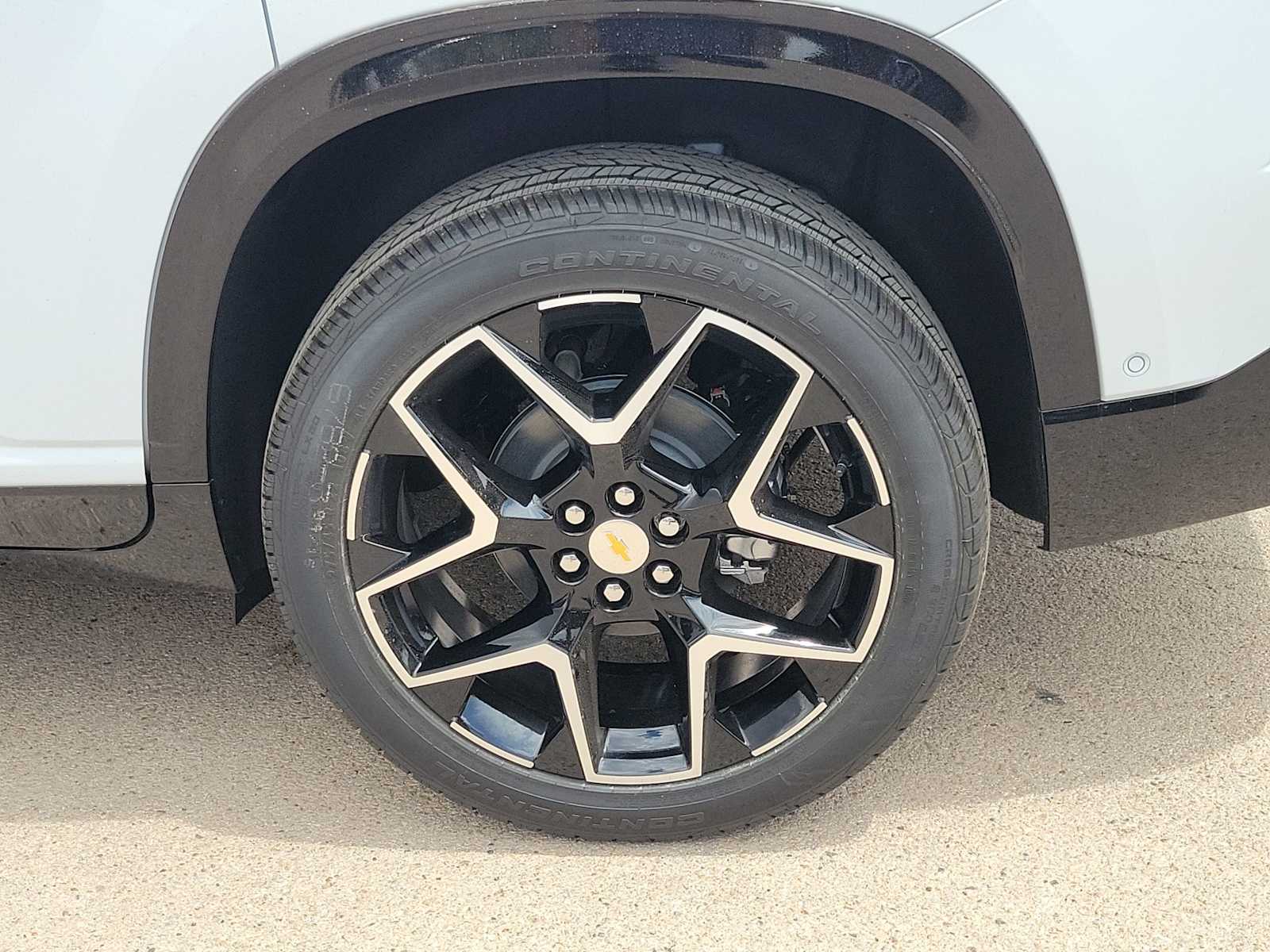 Thumbnail: 2026 Chevrolet Traverse - 12