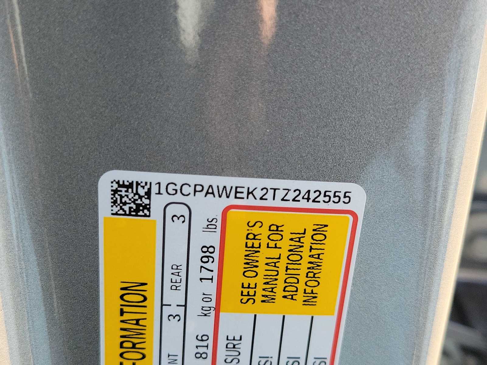 Thumbnail: 2026 Chevrolet Silverado 1500 - 21