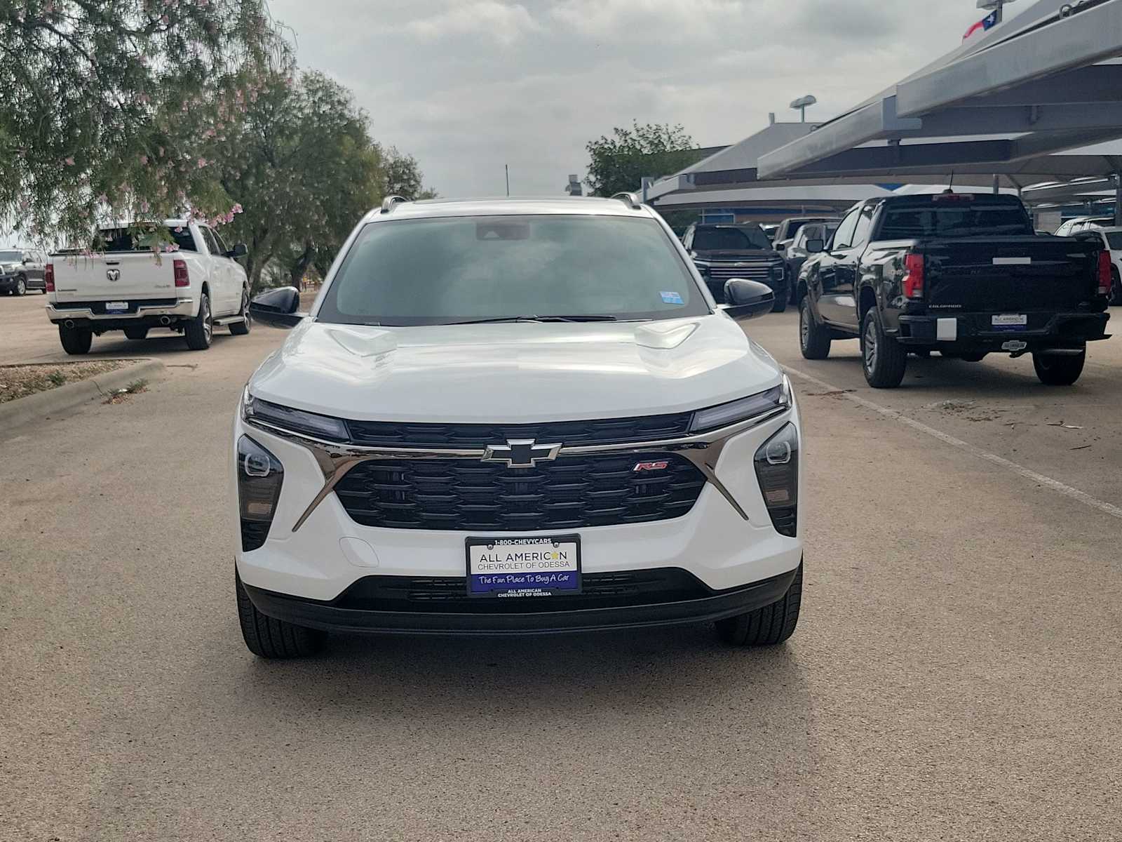 Thumbnail: 2026 Chevrolet Trax - 3