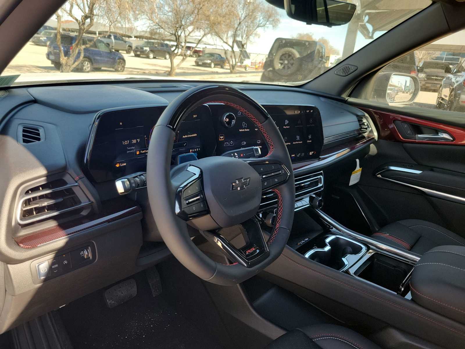 Thumbnail: 2026 Chevrolet Traverse - 2