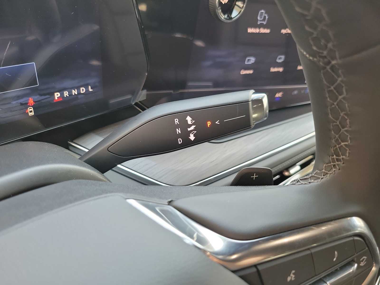 Thumbnail: 2026 Chevrolet Suburban - 17