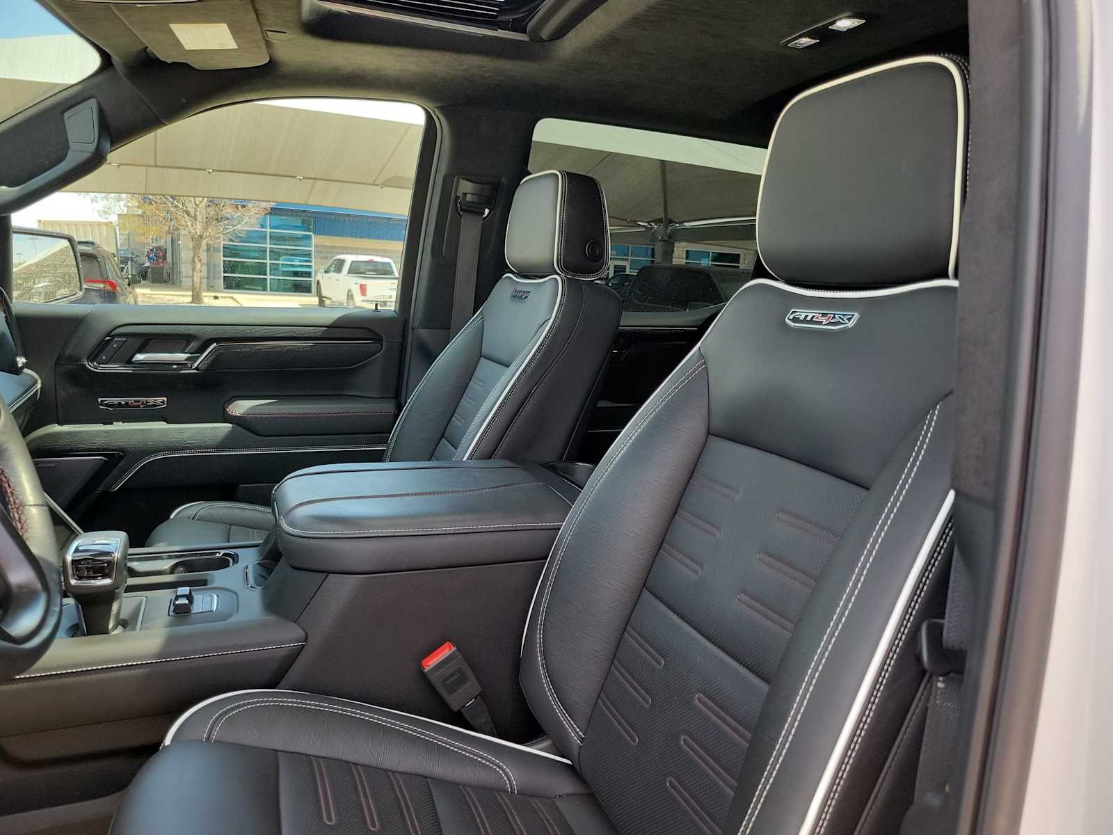 Thumbnail: 2024 GMC Sierra 1500 - 15