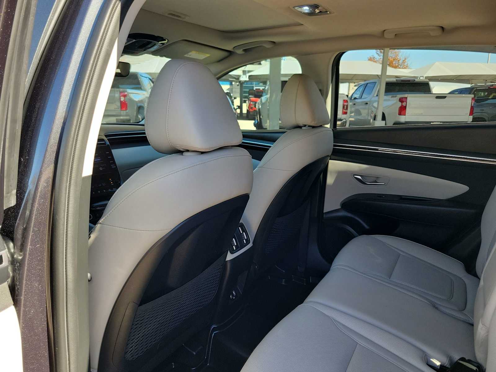 Thumbnail: 2023 Hyundai Tucson - 12