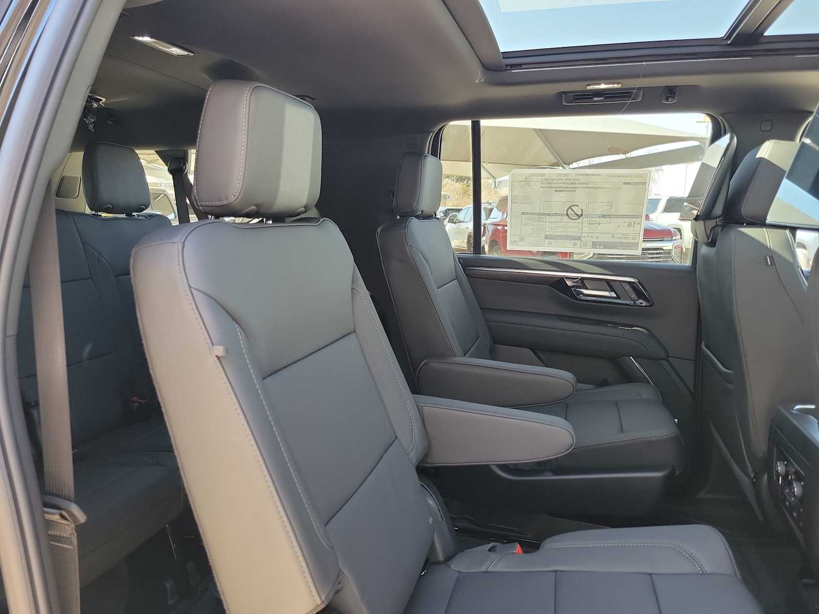 Thumbnail: 2026 Chevrolet Suburban - 13