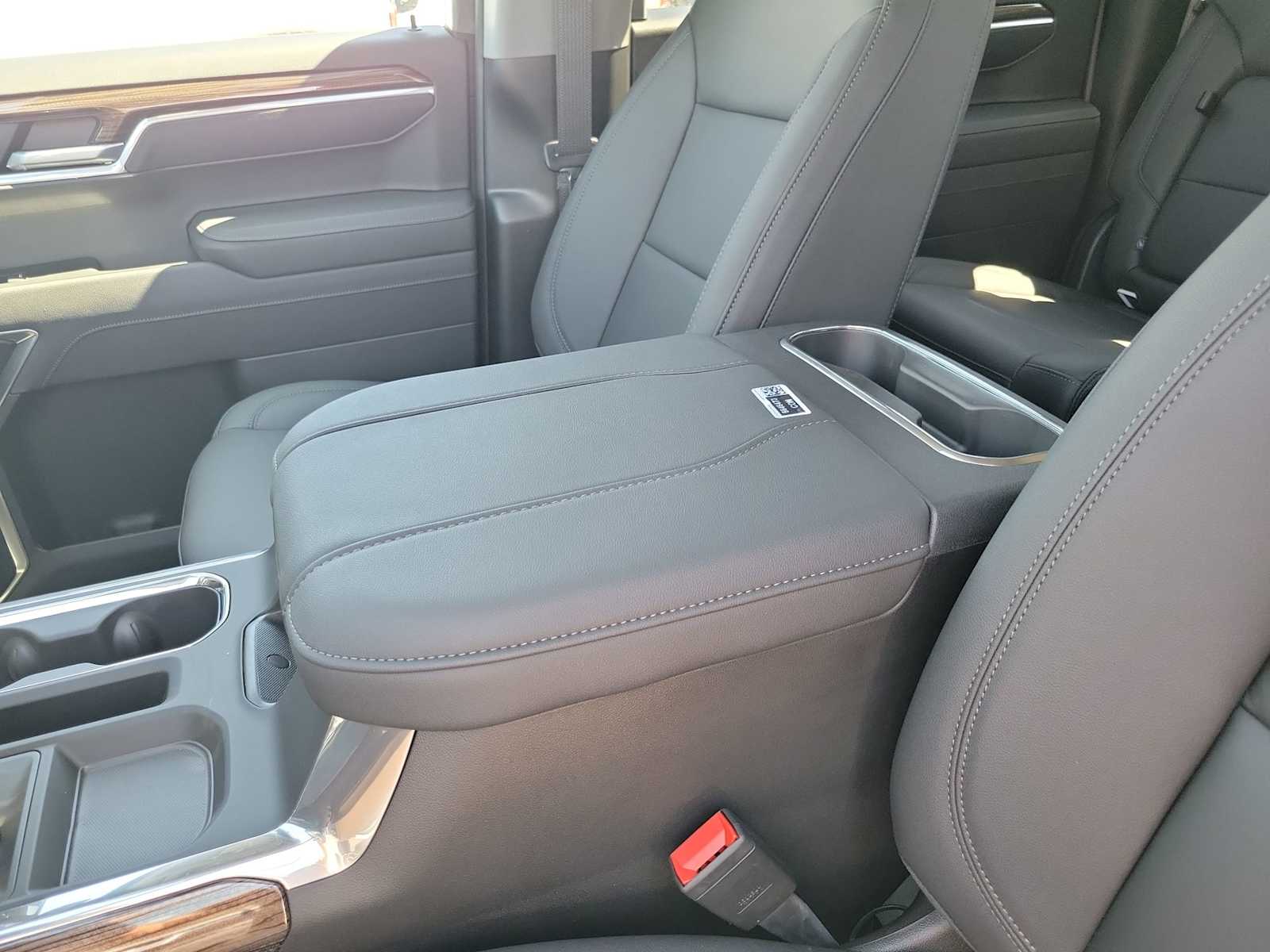 Thumbnail: 2026 Chevrolet Silverado 1500 - 16