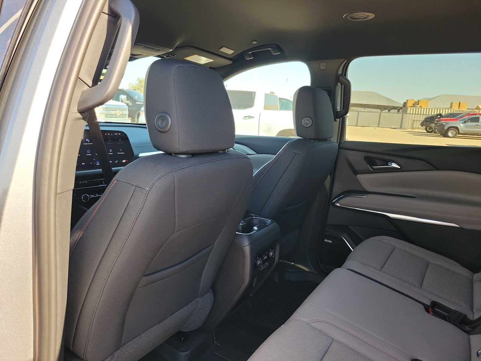 Thumbnail: 2026 Chevrolet Traverse - 16