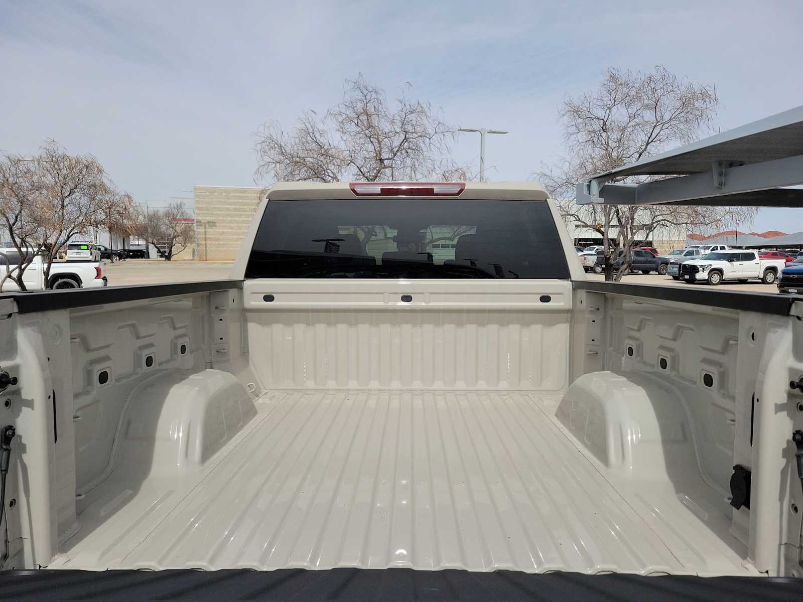 Thumbnail: 2026 Chevrolet Silverado 1500 - 15