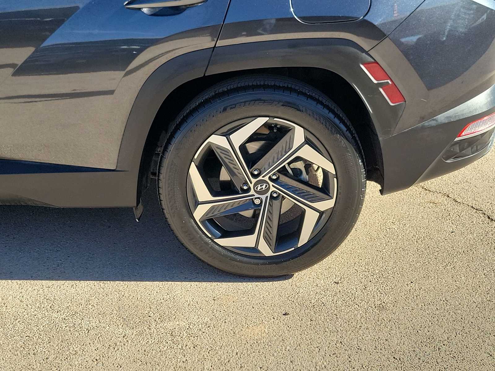 Thumbnail: 2023 Hyundai Tucson - 8