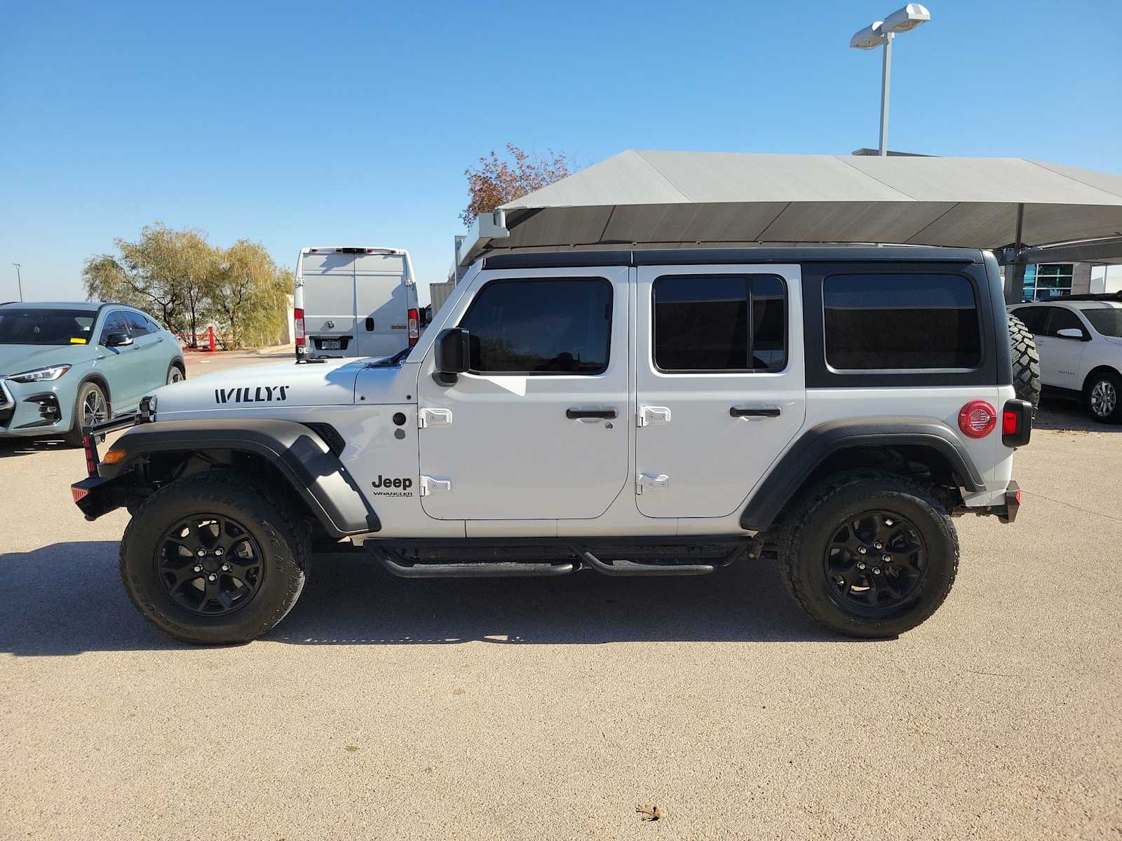 Thumbnail: 2021 Jeep Wrangler - 3