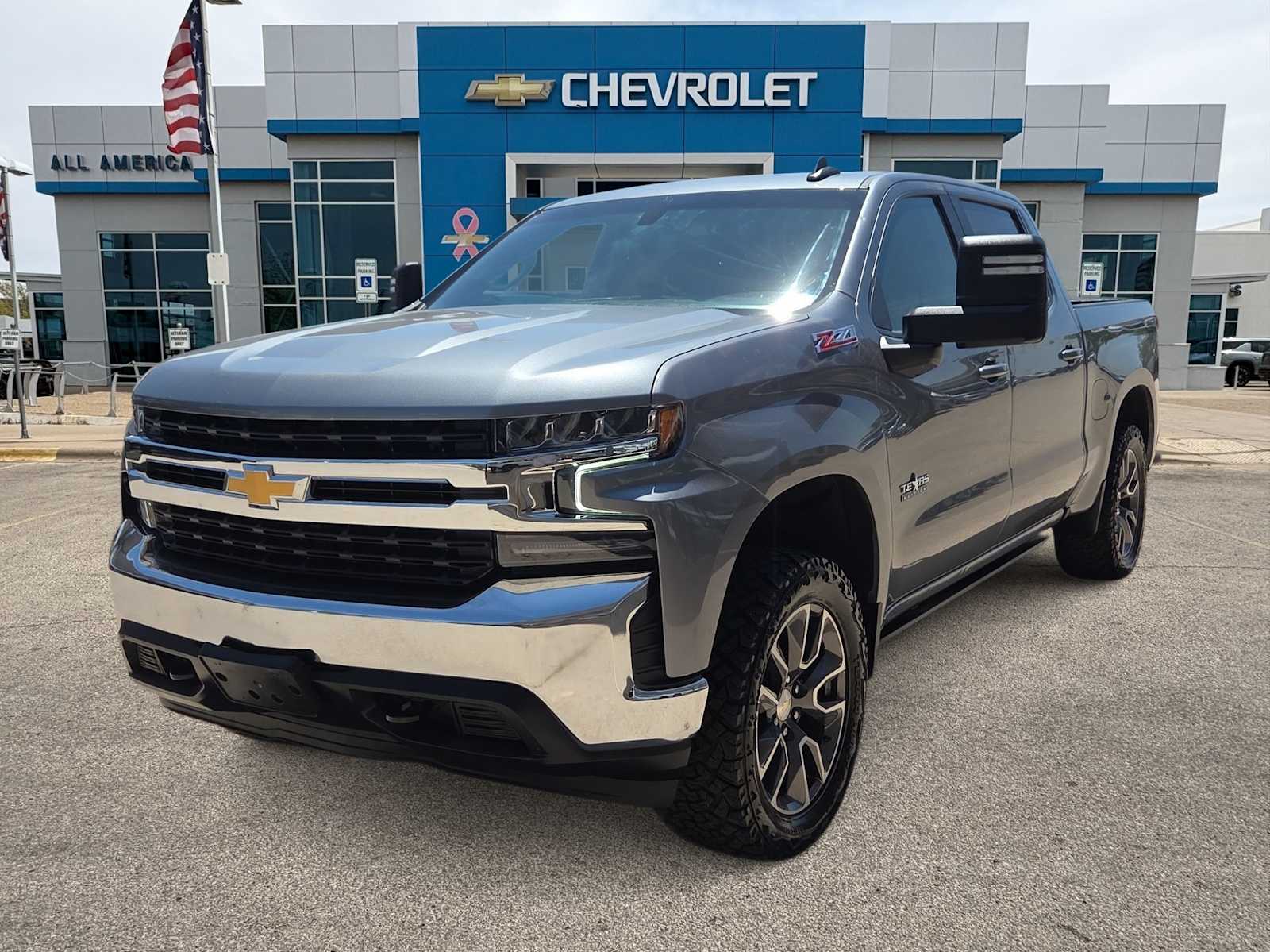 Thumbnail: 2021 Chevrolet Silverado 1500 - 1