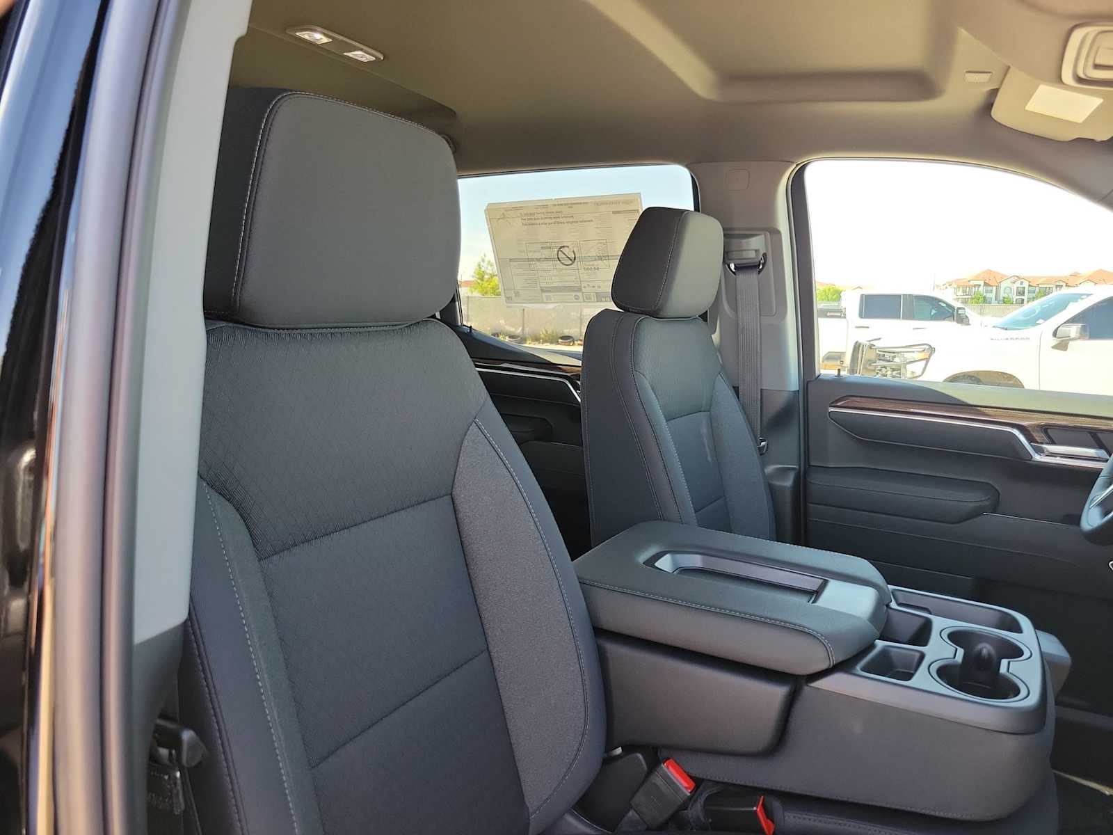 Thumbnail: 2026 Chevrolet Silverado 1500 - 17