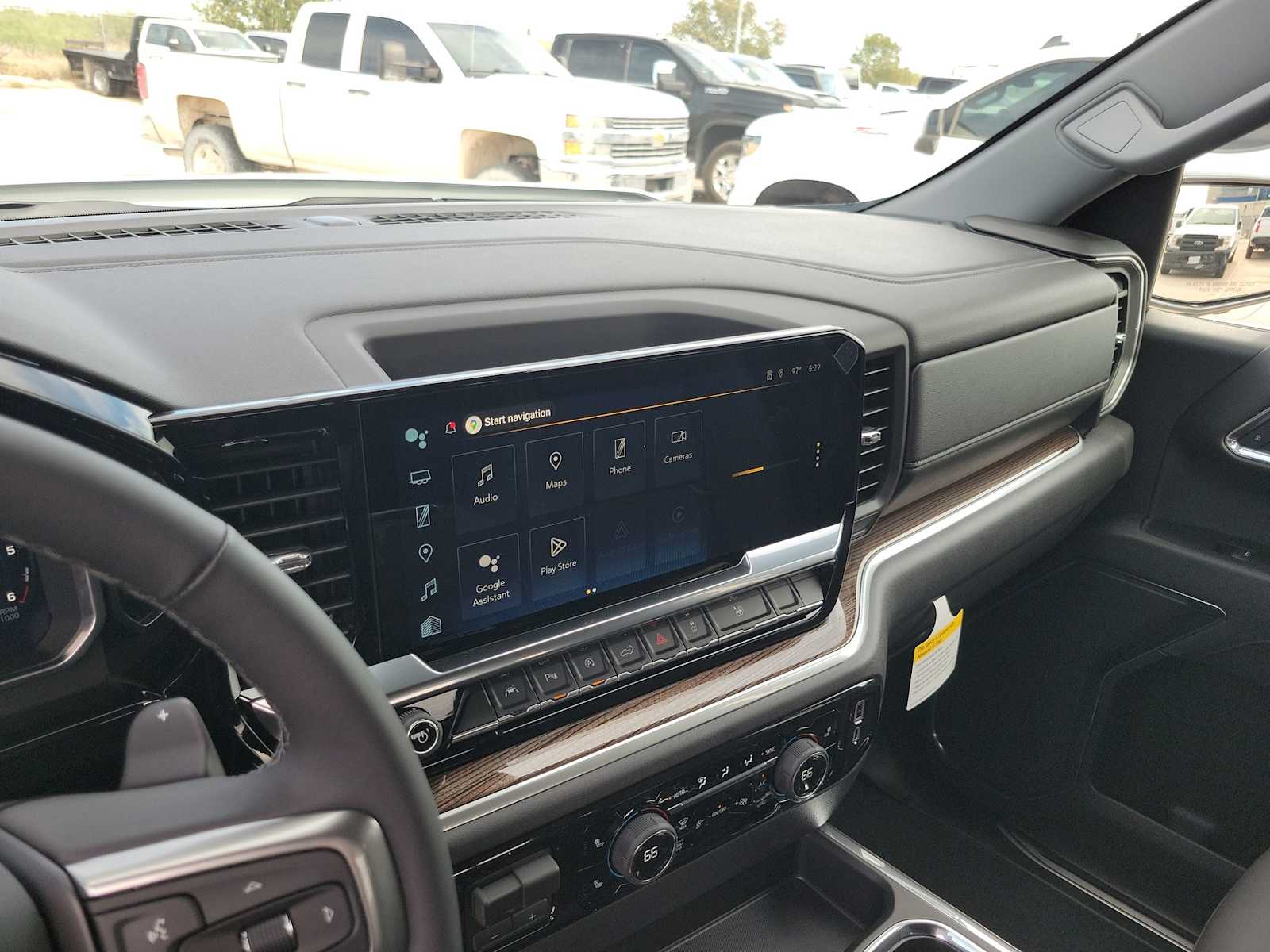 Thumbnail: 2026 Chevrolet Silverado 1500 - 24